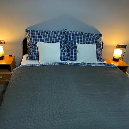 Mandula Vendeghaz Apartament Eger