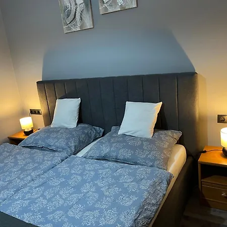 Mandula Vendeghaz Апартаменты *