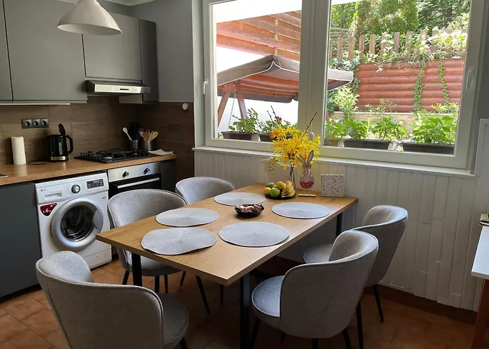 Mandula Vendeghaz Эгер