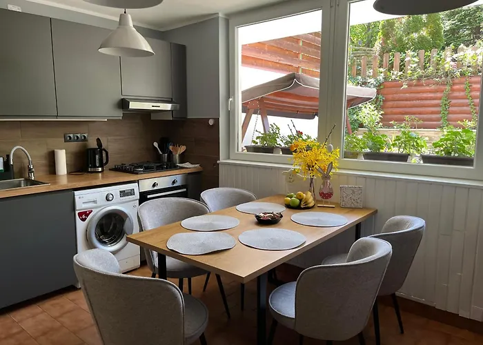 Mandula Vendeghaz Эгер