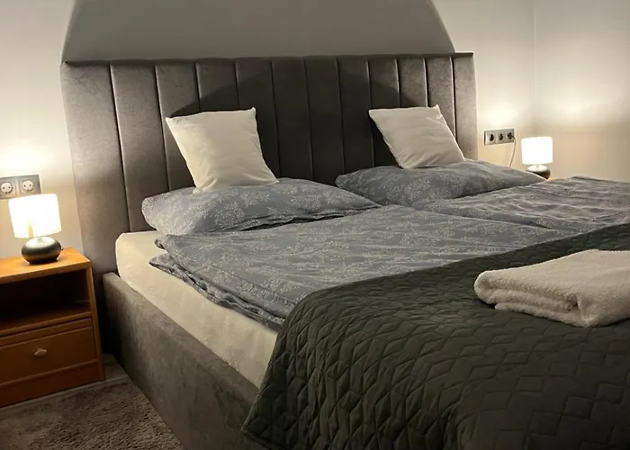 Апартаменты Mandula Vendeghaz *