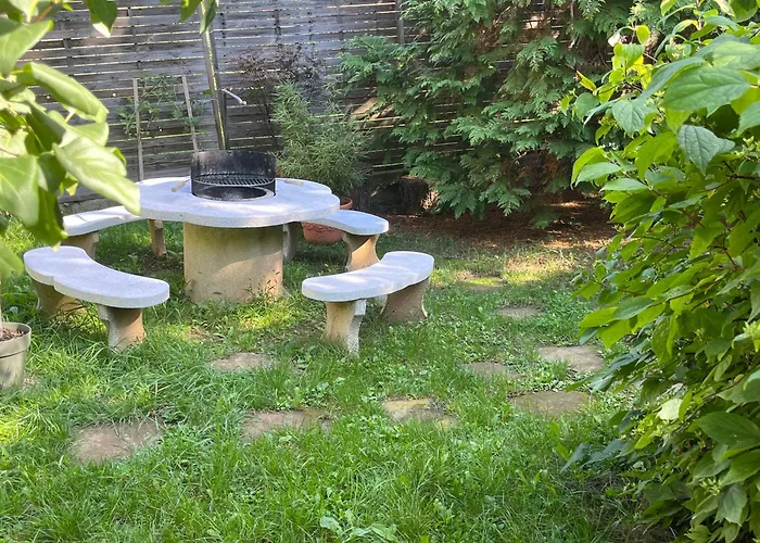 Mandula Vendeghaz Эгер